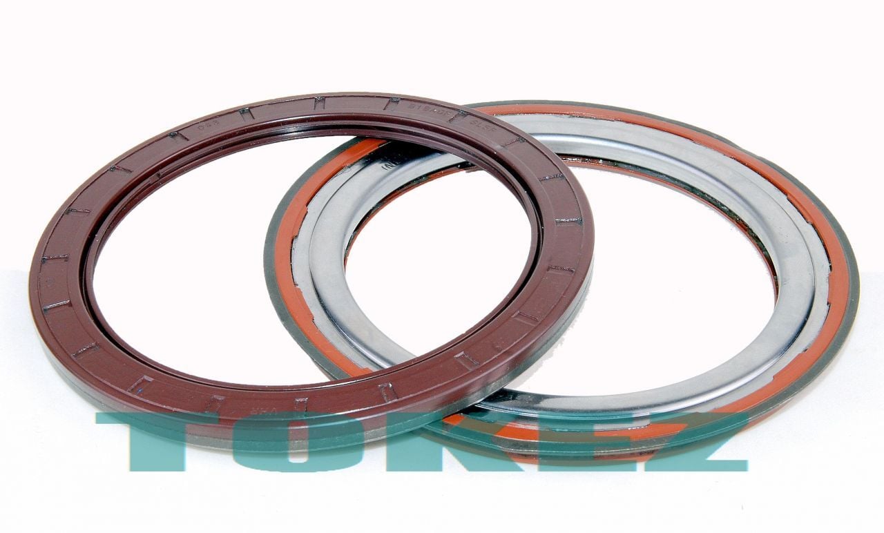 3985463  VOLVO WHEEL SEAL KIT(2 SEALS)